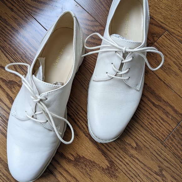 Nine West Leather Cream Platform Oxfords - Picture 2 of 2
